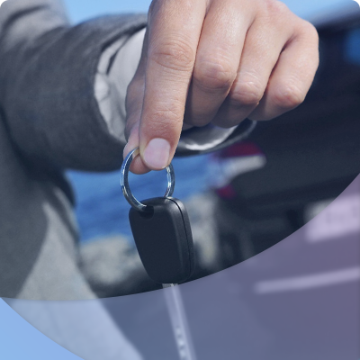 Low rates in car rent UAE